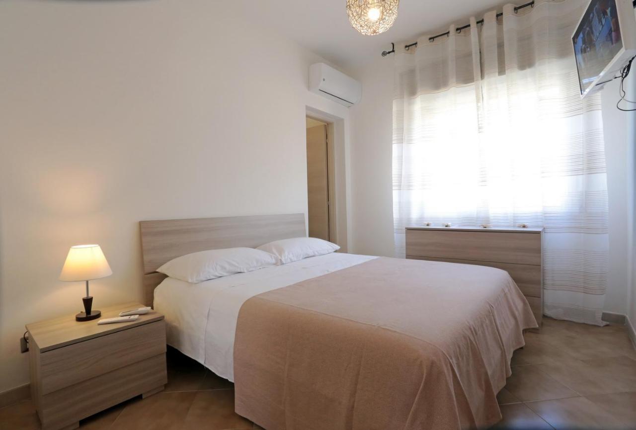 Bed and Breakfast Terramare Punta Braccetto Esterno foto
